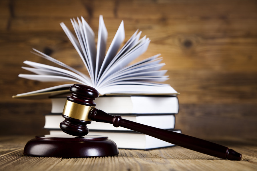 南山区律师解读：“AI合成谣言”背后的法律红线与社会警示