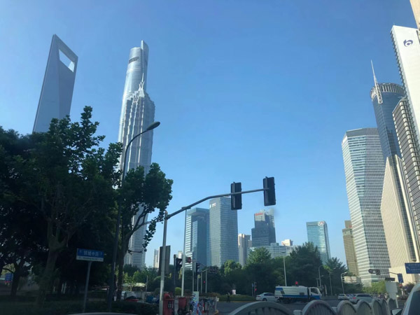 深圳律师事务所来讲讲向朋友圈发不实言论被判诽谤罪怎么办