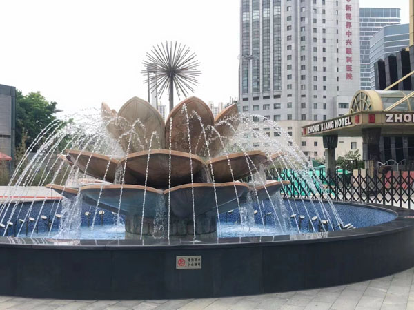 深圳法律咨询网为您解答劳动者发生工伤后能否停发留薪期工资